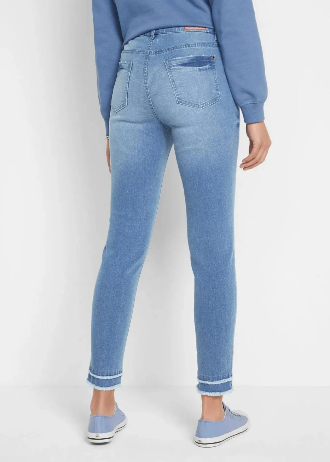 bonprix Bekleidung·Shirts & Tops|Jeans^7/8 Ultra-Soft-Jeans hellblau denim used