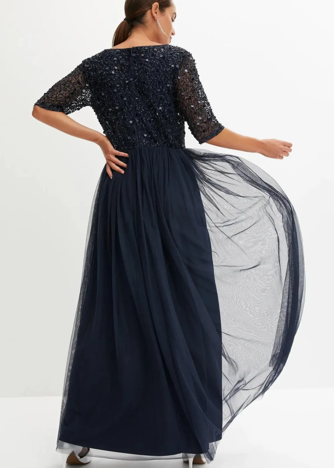 bonprix Kleider|Festliche Mode^Abendkleid aus zartem Tüll mit Paillettenstickerei dunkelblau