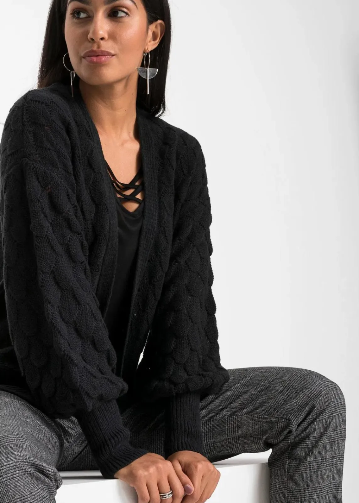 bonprix Bekleidung·Umstandsmode|Strickmode^Ajour-Strickjacke schwarz