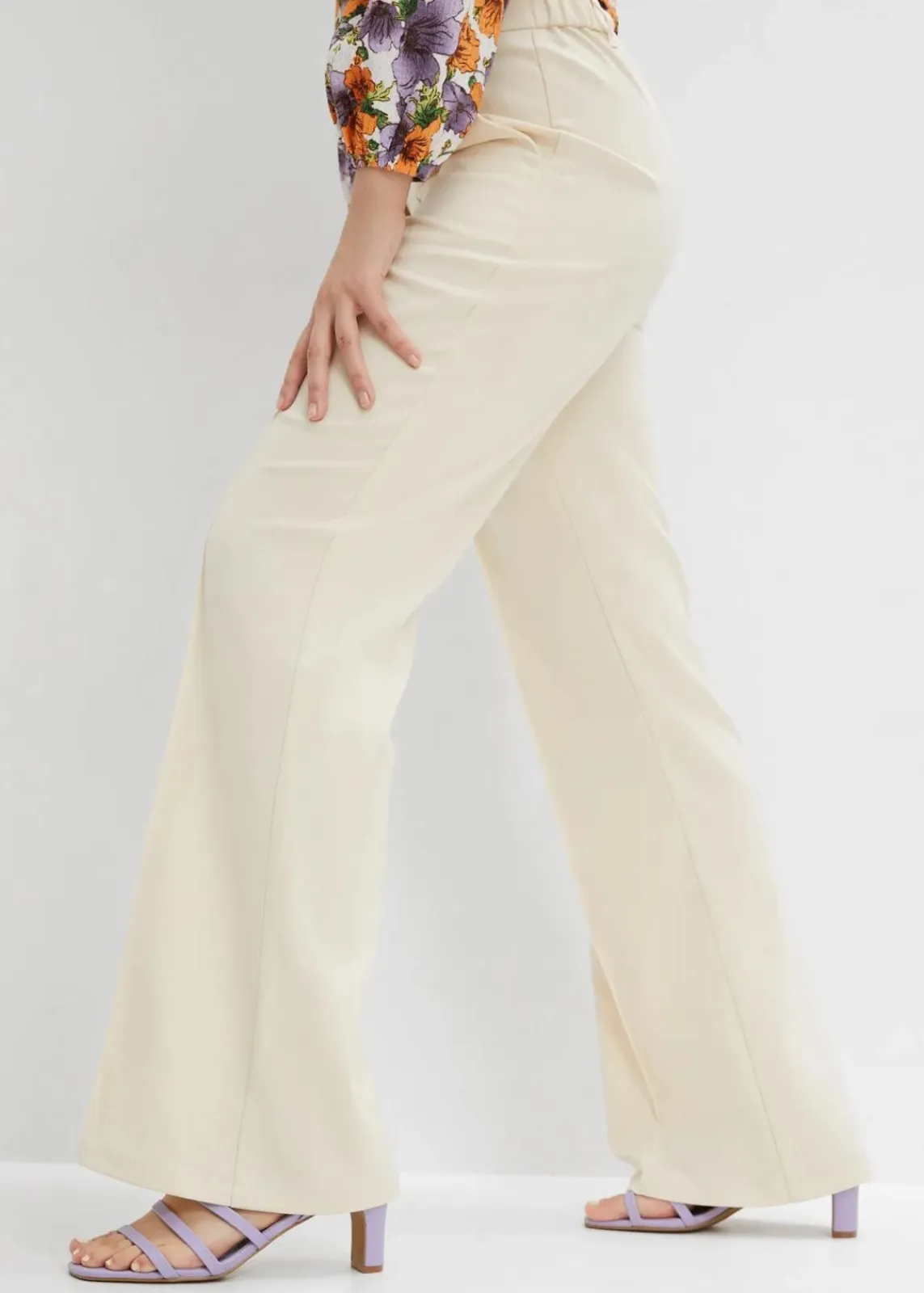 bonprix Hosen|Bekleidung·Kleider^Anzugshose flared kieselbeige