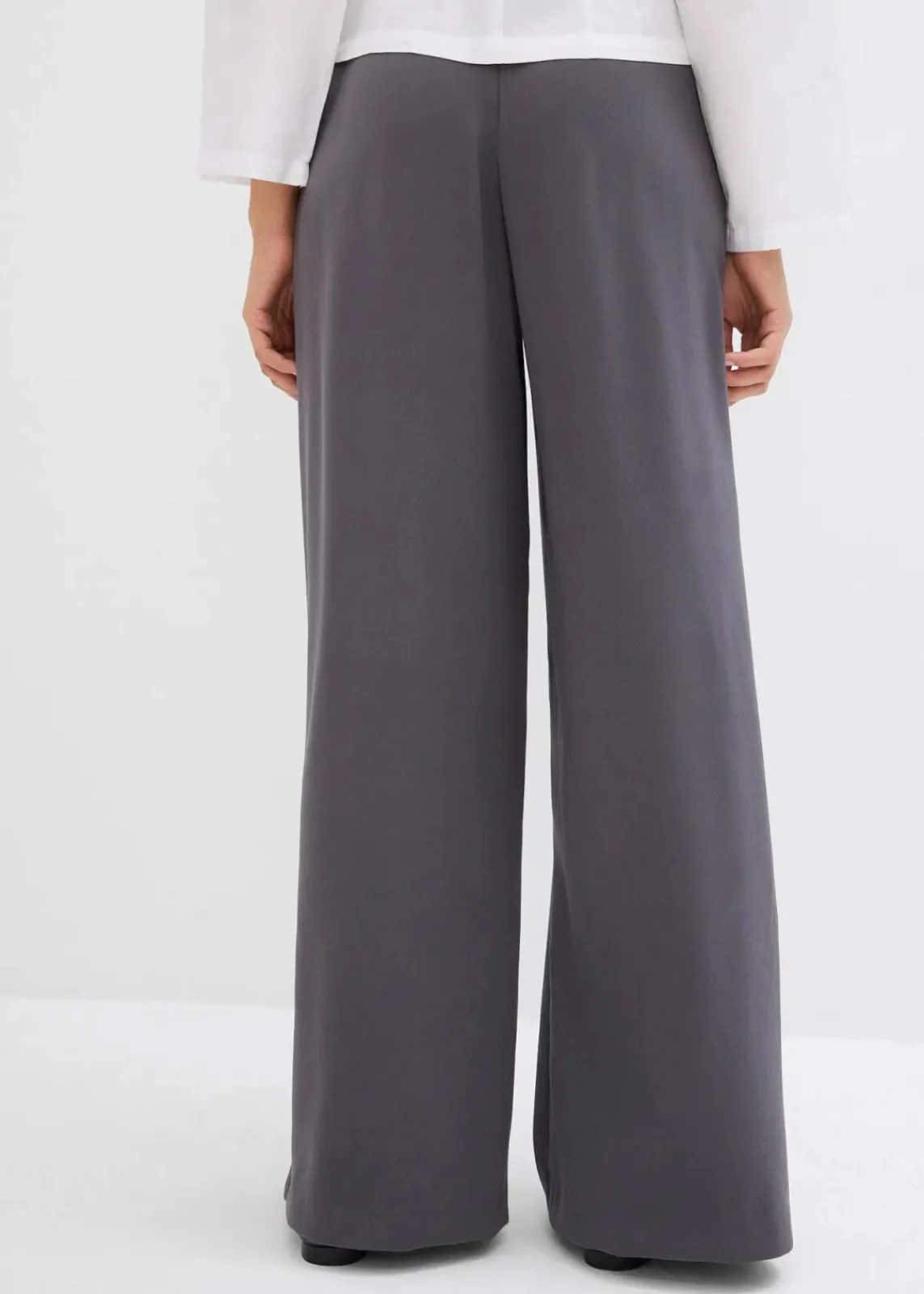 bonprix Bekleidung·Kleider^Ausgestellte Bundfaltenhose schiefergrau
