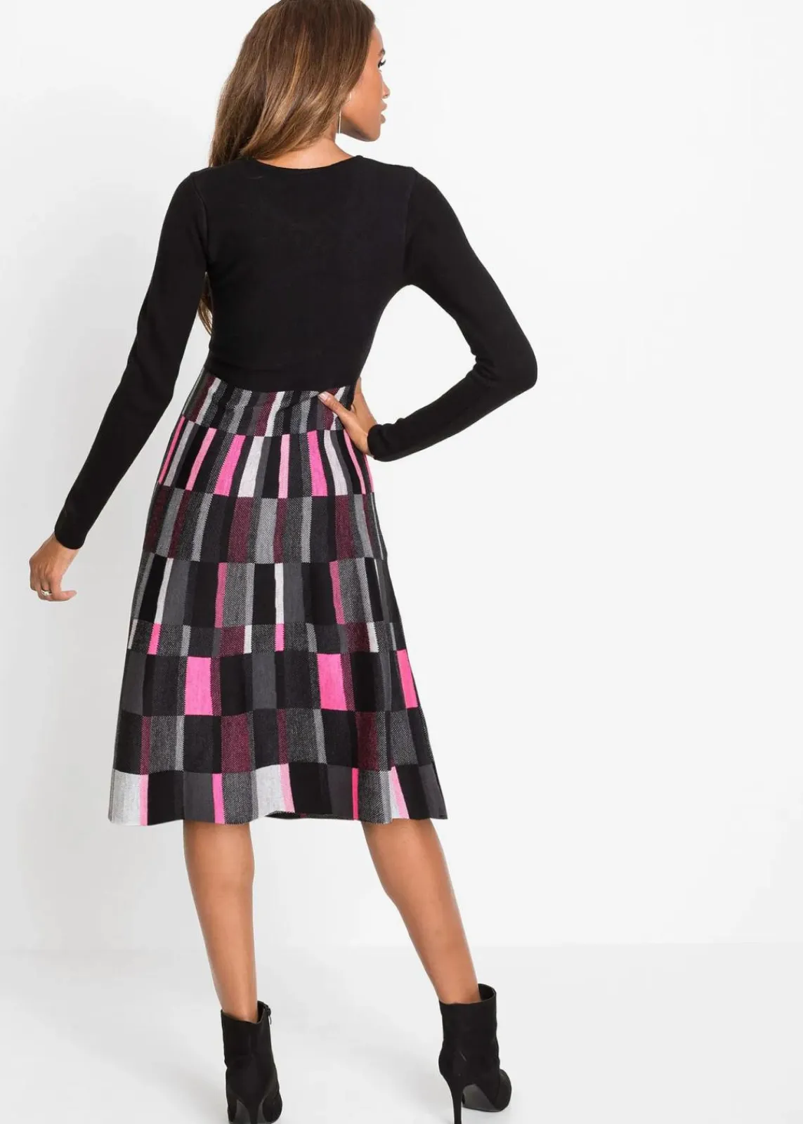 bonprix Bekleidung·Umstandsmode|Strickmode^Ausgestelltes Jacquard-Strickkleid grau/schwarz/pink kariert