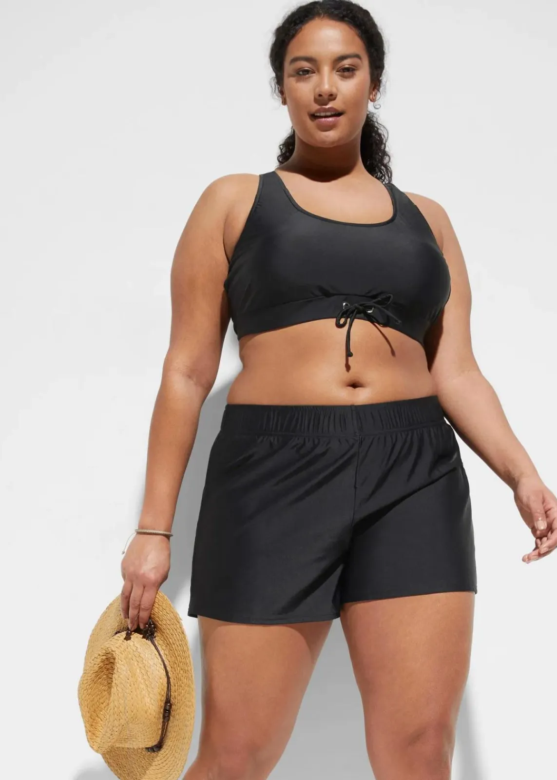 bonprix Nachhaltigere Materialien|Bademode·Tankinis^Badeshorts mit Innenslip schwarz