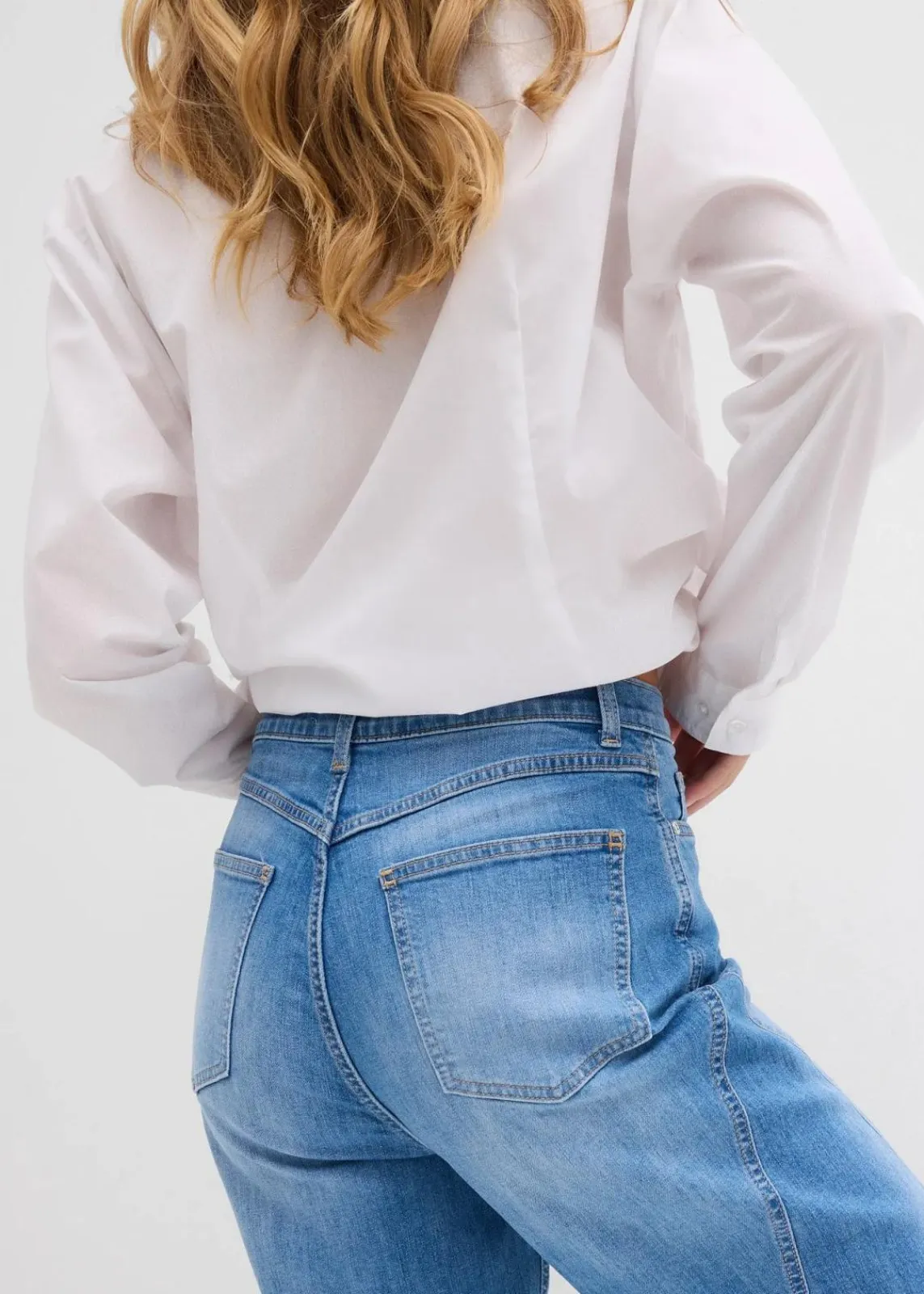 bonprix Jeans|Bekleidung·Shirts & Tops^Baggy-Jeans High Waist hellblau denim used