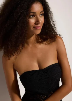 bonprix Nachhaltigere Materialien|Badeanzüge^Bandeau-Badeanzug mit Spitze schwarz
