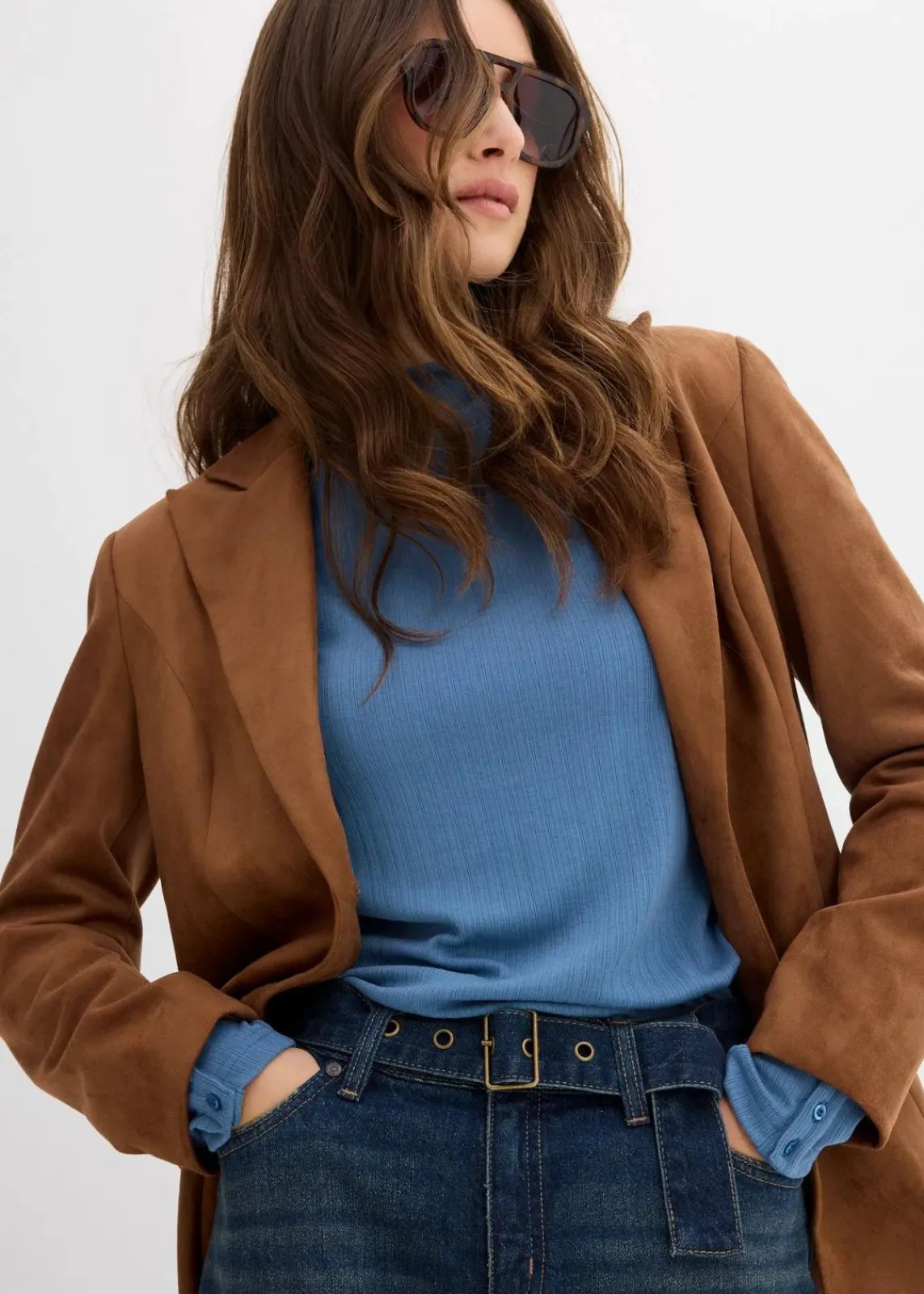 bonprix Jeans|Kurzgrößen^Barrel-Jeans Mid Waist mit Gürtel dunkelblau denim used