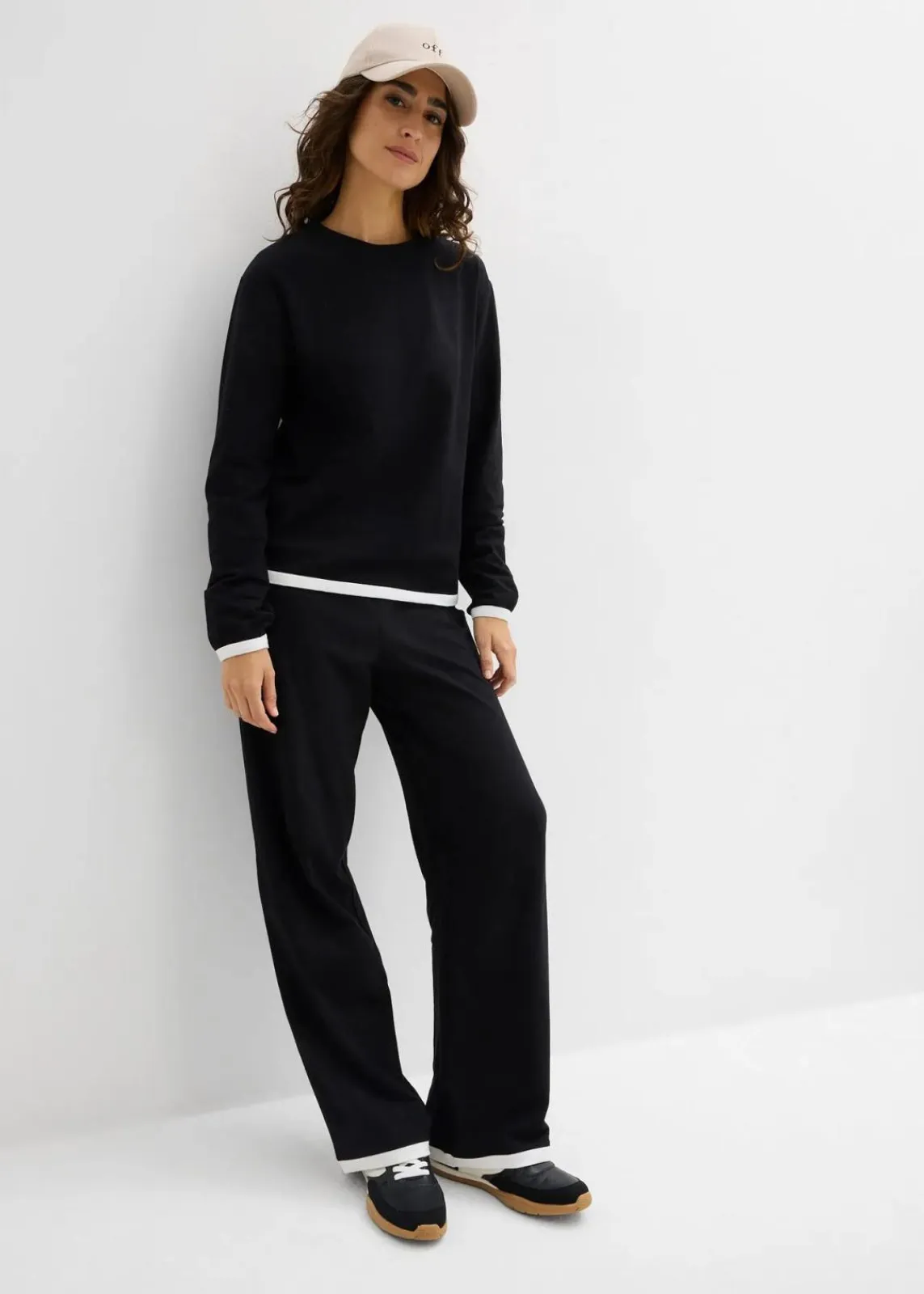 bonprix Bekleidung·Kleider|Hosen^Baumwoll - Jogginganzug (Doppelpack 2-tlg. Set) schwarz/weiß
