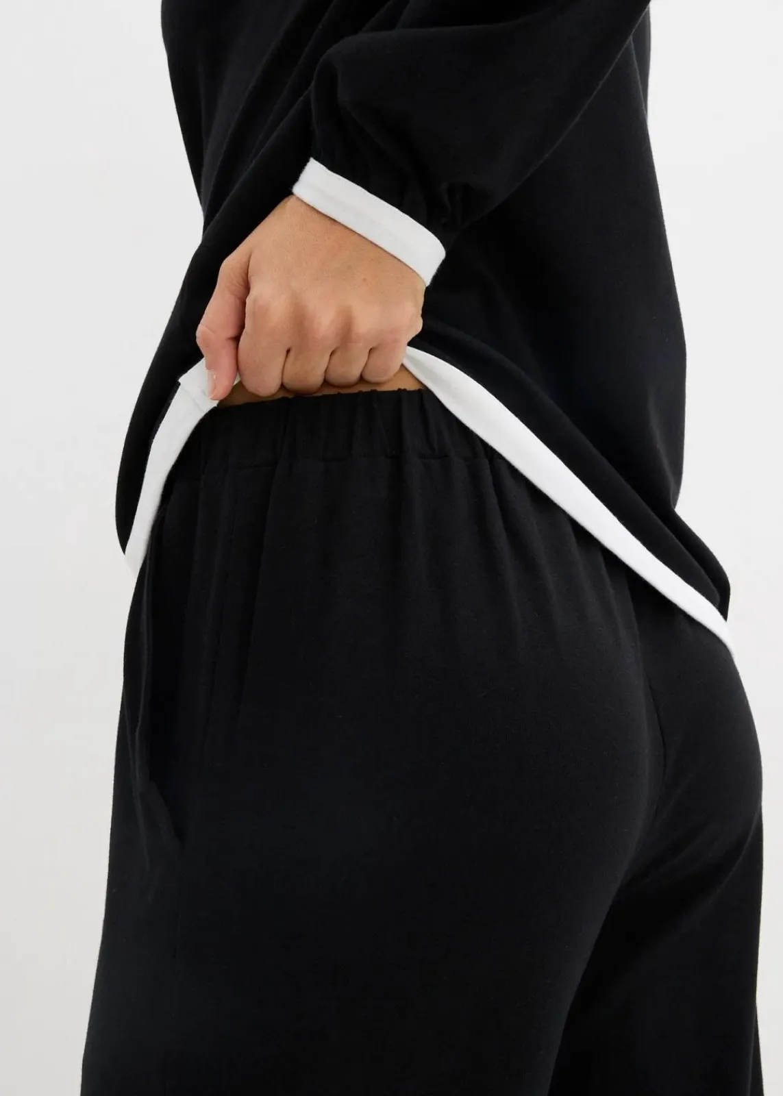 bonprix Bekleidung·Kleider|Hosen^Baumwoll - Jogginganzug (Doppelpack 2-tlg. Set) schwarz/weiß
