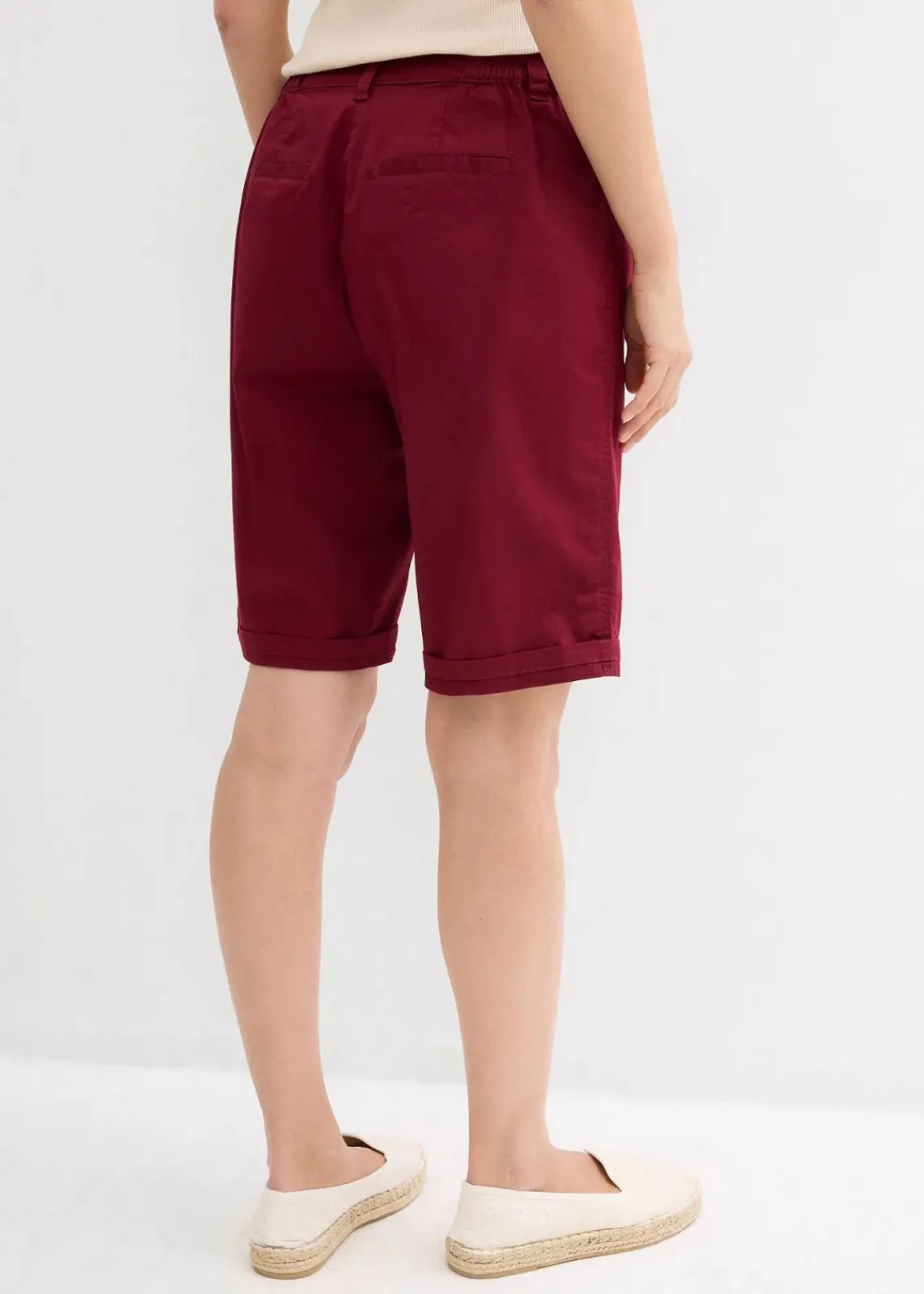 bonprix Hosen|Shorts^Baumwoll Papertouch-Bermuda mit Bequembund ahornrot