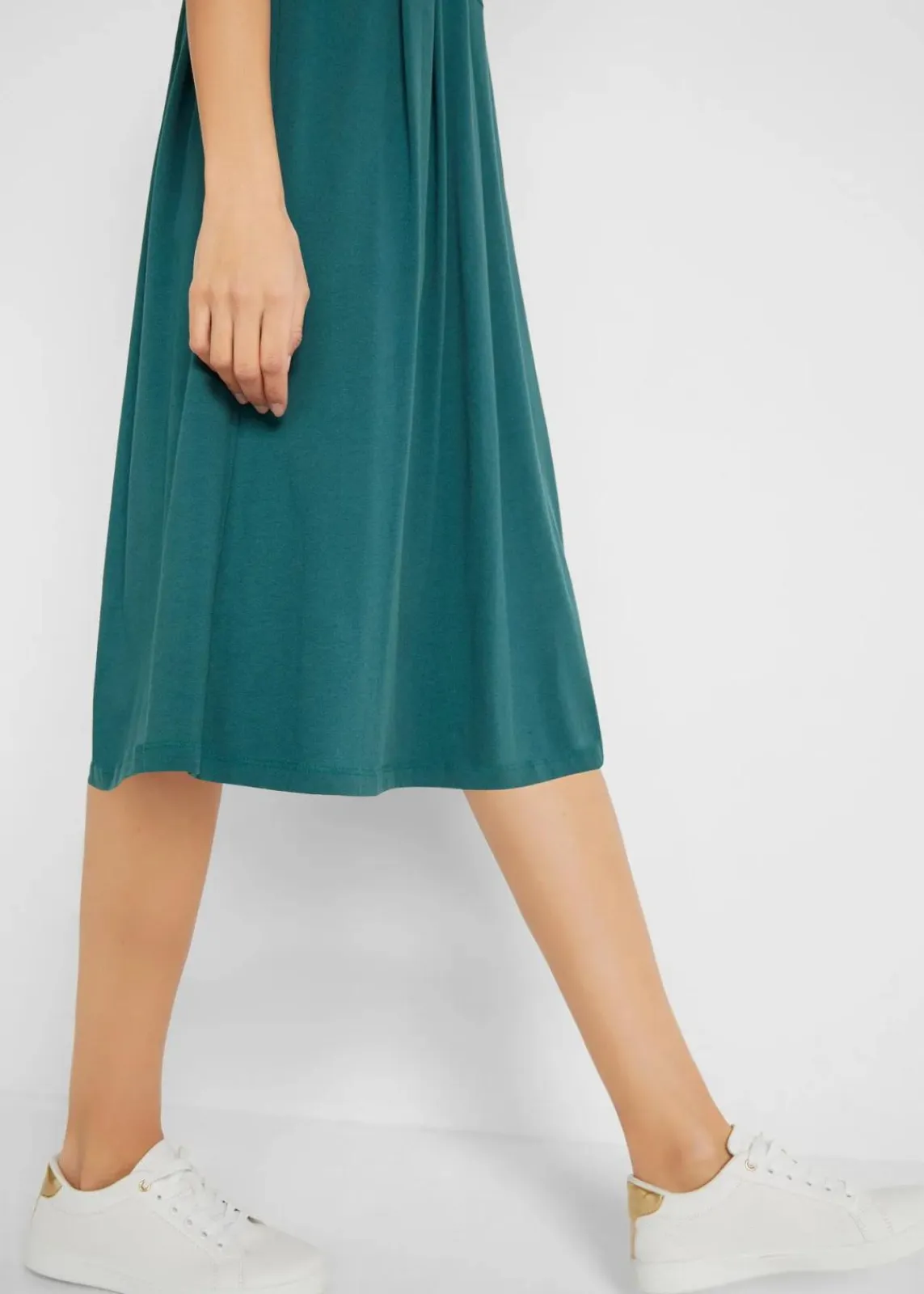 bonprix Kleider|Bekleidung·Pullover & Strickjacken^Baumwoll-Jerseykleid, Midilänge pfeffergrün uni