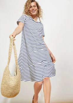 bonprix Kleider^Baumwoll-Shirtkleid aus Flammgarn wollweiß/mitternachtsblau gestreift