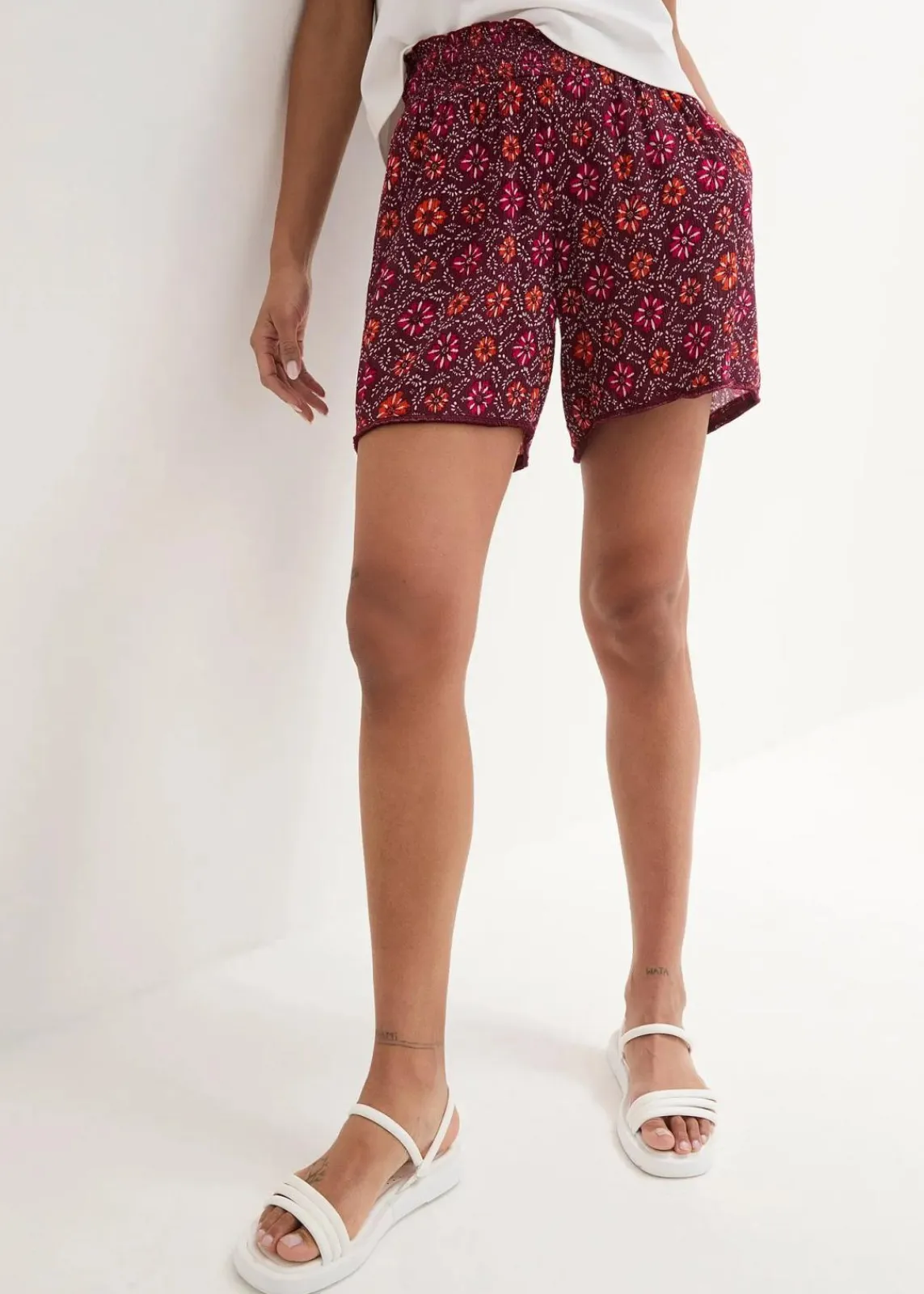 bonprix Bekleidung·Outdoorbekleidung|Bekleidung·Kleider^Bedruckte Schlupf-Shorts mit Gummibund dunkelbeere bedruckt