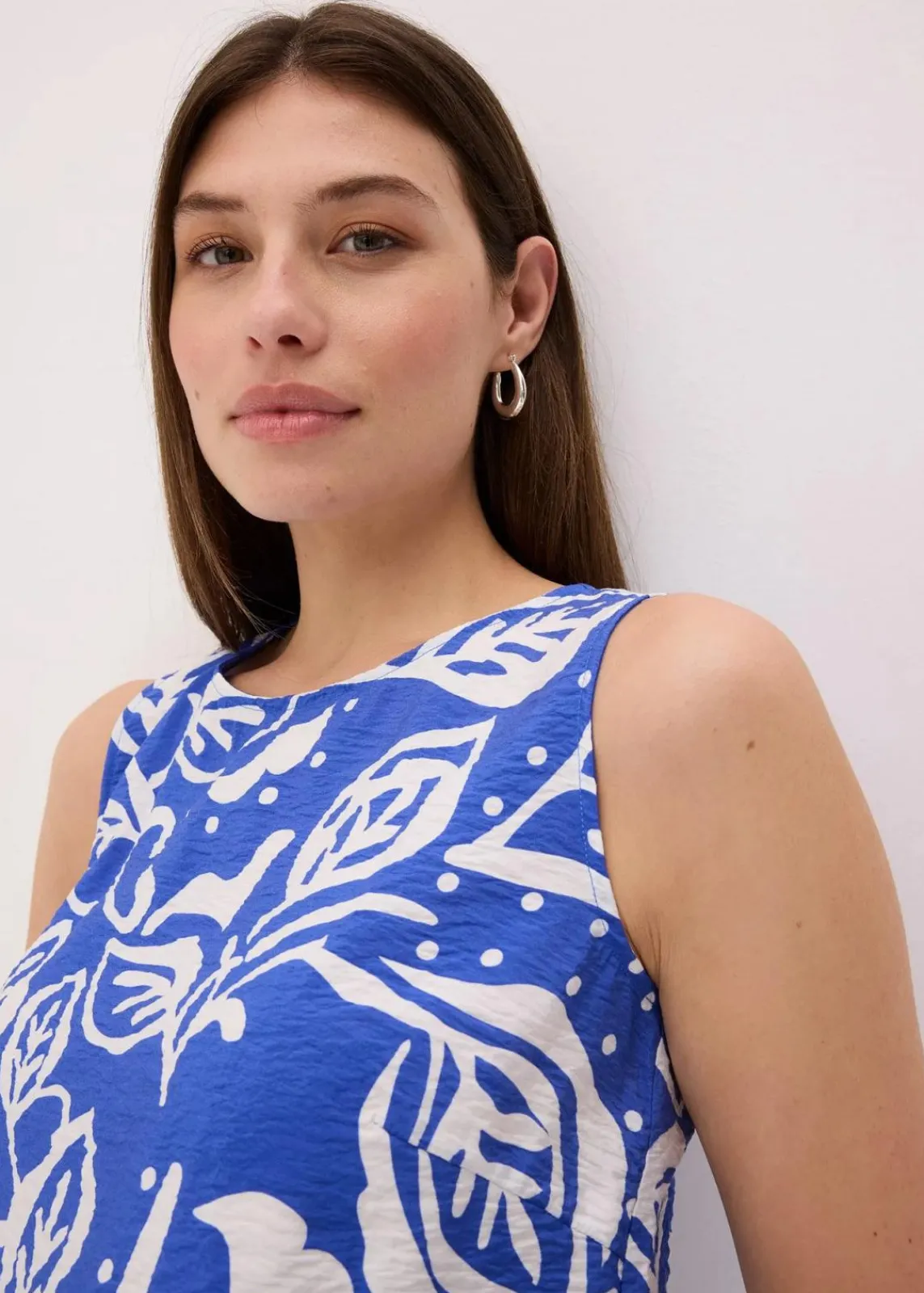 bonprix Bekleidung·Jacken & Mäntel|Blusen & Tuniken^bedrucktes Blusentop blau/weiß floral