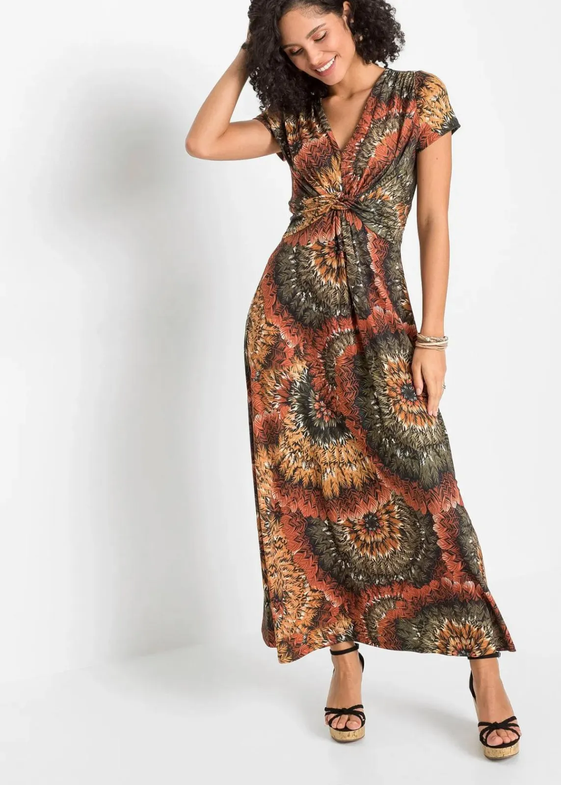 bonprix Kleider|Bekleidung·Pullover & Strickjacken^Bedrucktes Jersey-Maxikleid braun/oliv bedruckt