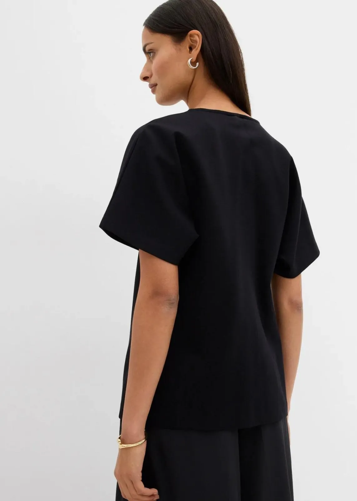 bonprix Bekleidung·Blusen & Tuniken|Bekleidung·Hosen^Bequeme Weste mit Zierknopf aus Punto di Roma schwarz