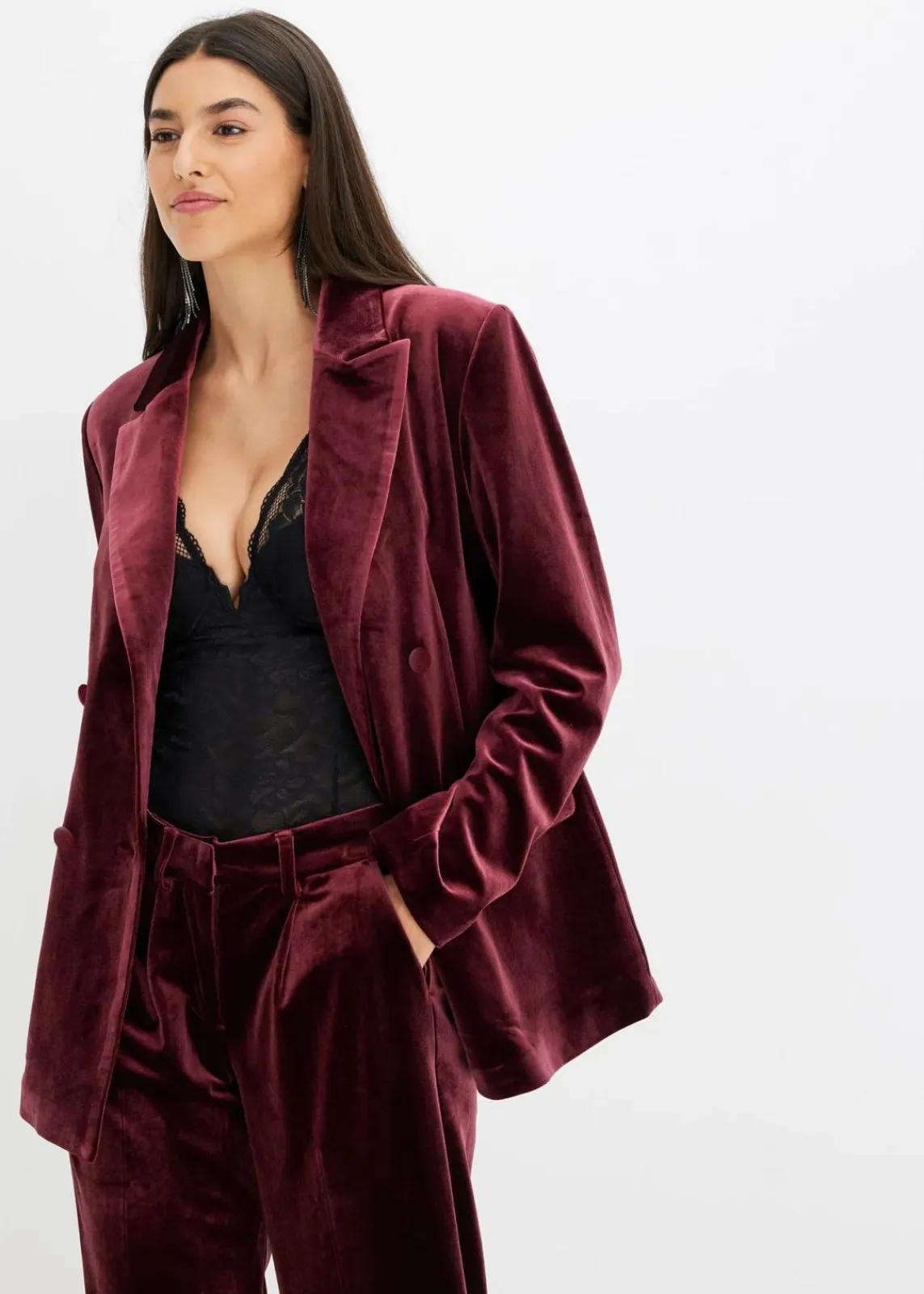 bonprix Blazer|Zweiteiler & Sets^Blazer aus softem Samt ahornrot