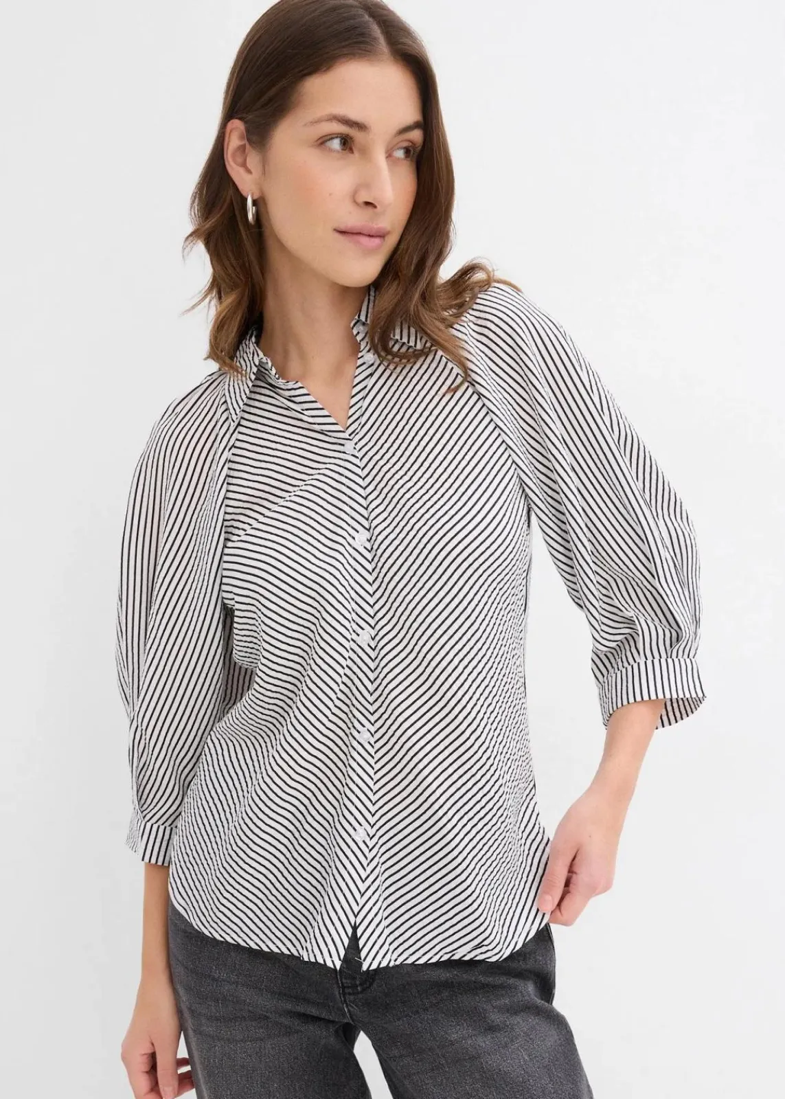 bonprix Bekleidung·Jacken & Mäntel|Blusen & Tuniken^Bluse aus feinem Viskose-Mix wollweiß/schwarz gestreift