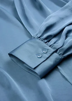 bonprix Bekleidung·Jacken & Mäntel|Blusen & Tuniken^Bluse aus fließendem Satin wellenblau