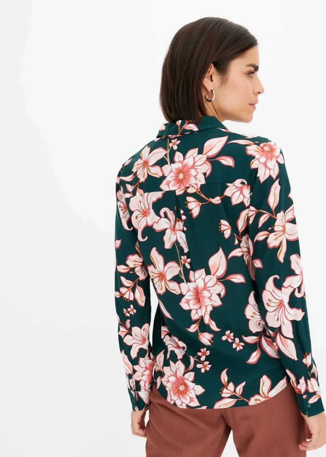 bonprix Bekleidung·Jacken & Mäntel|Blusen & Tuniken^Bluse aus fließender Viskose dunkelgrün geblümt