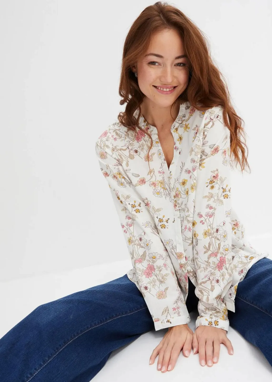 bonprix Bekleidung·Jacken & Mäntel|Nachhaltigere Materialien^Bluse aus reiner Viskose wollweiß geblümt