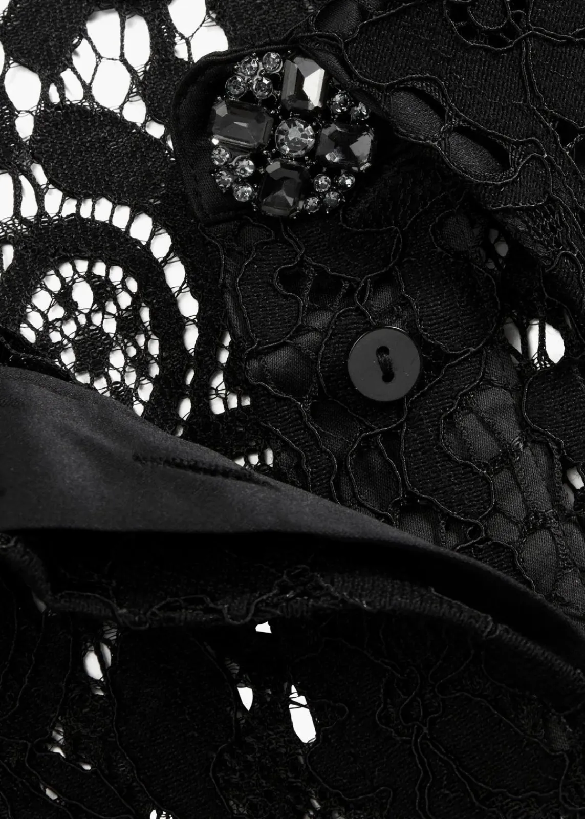 bonprix Bekleidung·Jacken & Mäntel|Blusen & Tuniken^Bluse aus Spitze schwarz
