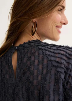 bonprix Bekleidung·Jacken & Mäntel|Blusen & Tuniken^Bluse aus strukturiertem Material nachtblau