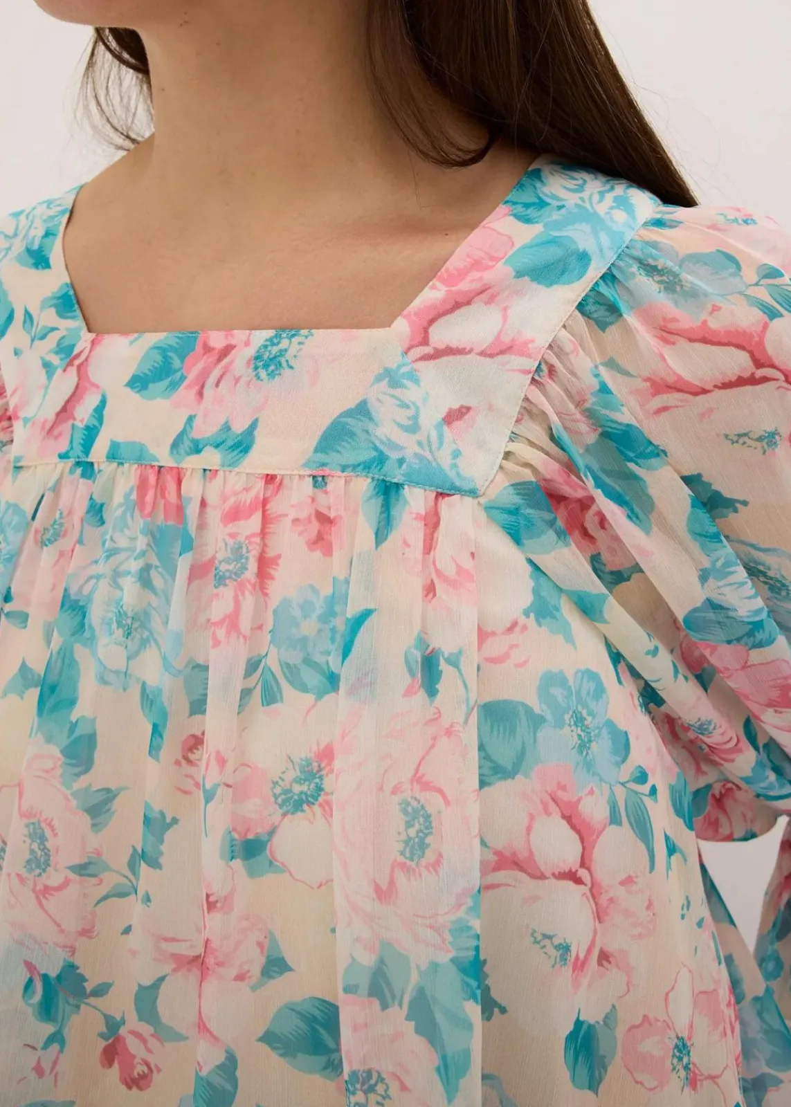 bonprix Bekleidung·Jacken & Mäntel|Blusen & Tuniken^Bluse mit Ballonsaum beige geblümt