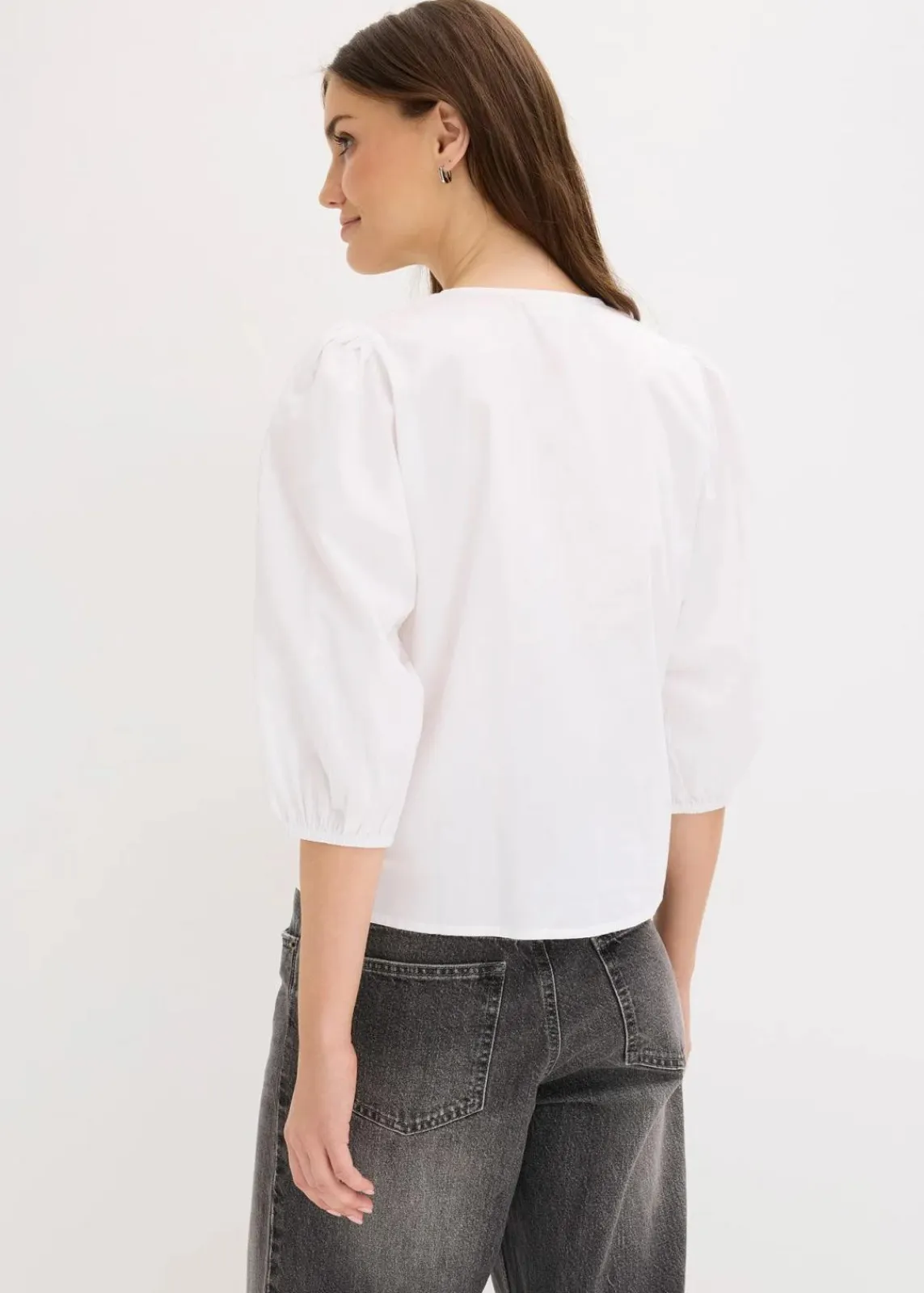 bonprix Blusen & Tuniken^Bluse mit Schleifendetail weiß