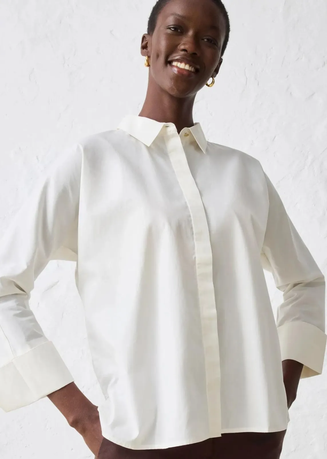 bonprix Bekleidung·Jacken & Mäntel|Blusen & Tuniken^Bluse mit Seidenanteil wollweiß
