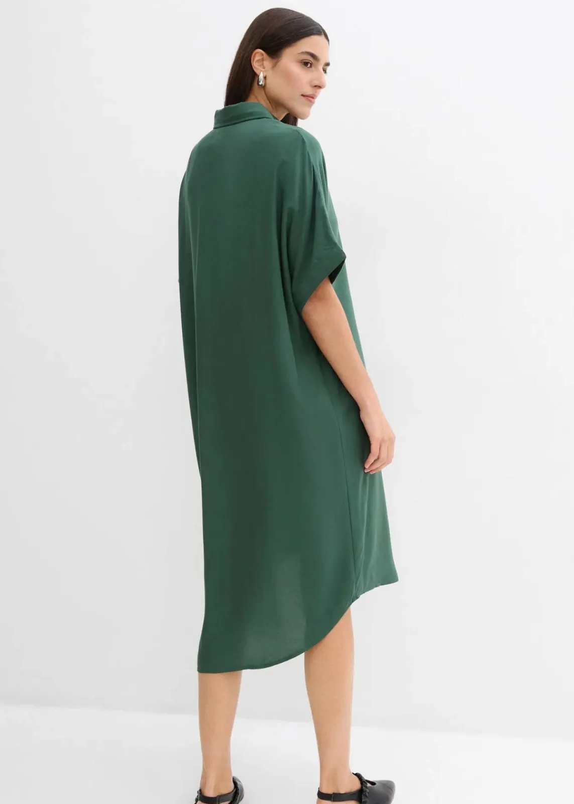 bonprix Bekleidung·Pullover & Strickjacken|Kleider^Blusenkleid aus feiner Viskose schattengrün
