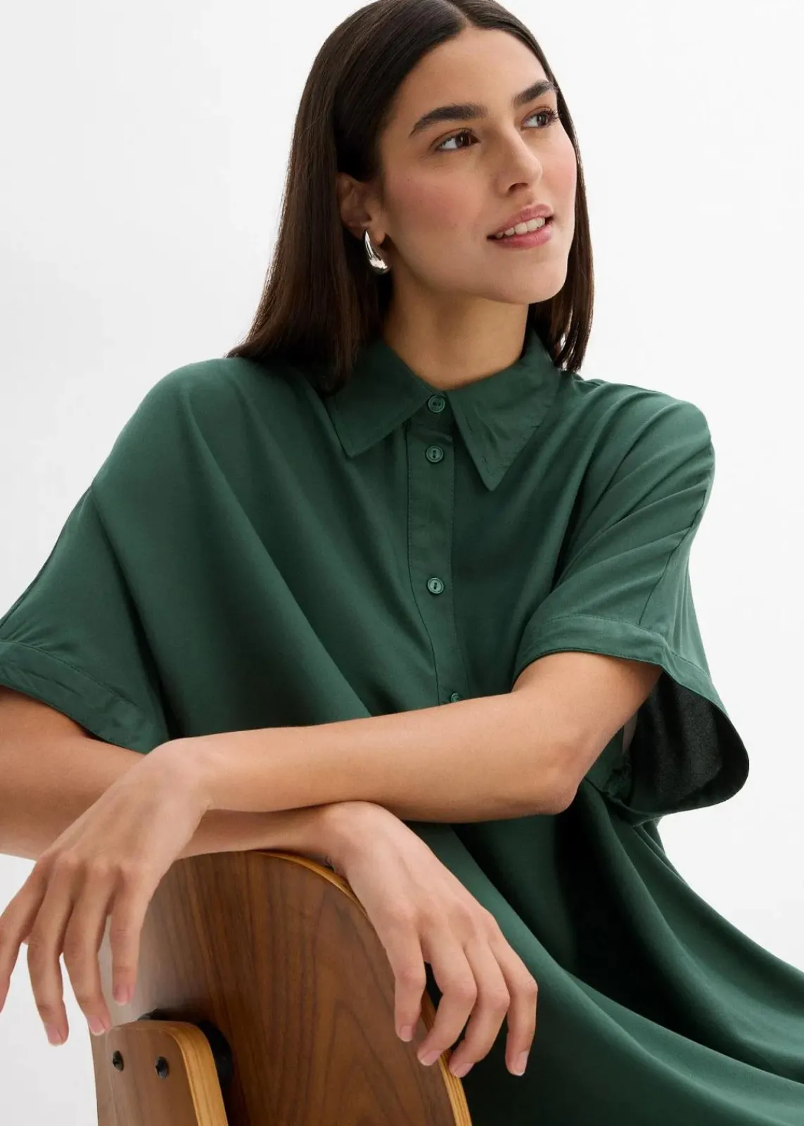 bonprix Bekleidung·Pullover & Strickjacken|Kleider^Blusenkleid aus feiner Viskose schattengrün