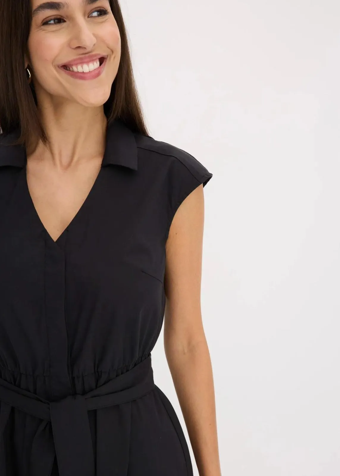 bonprix Bekleidung·Pullover & Strickjacken|Kleider^Blusenkleid mit Bindegürtel schwarz