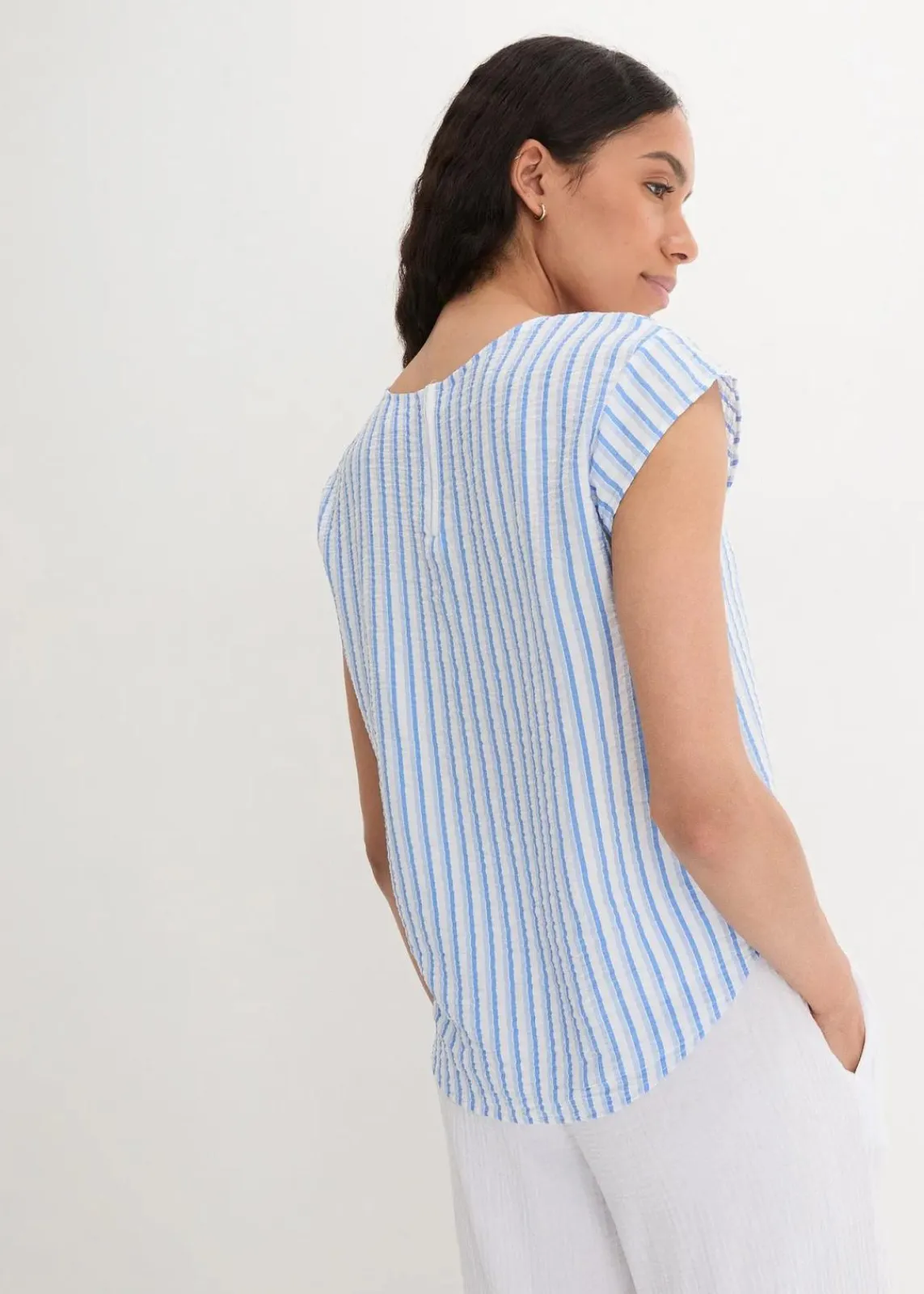 bonprix Bekleidung·Jacken & Mäntel|Blusen & Tuniken^Blusenshirt aus softem Viskose-Mix hellblau/weiß/mittelblau gestreift