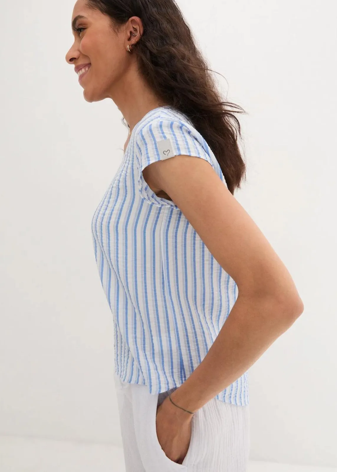 bonprix Bekleidung·Jacken & Mäntel|Blusen & Tuniken^Blusenshirt aus softem Viskose-Mix hellblau/weiß/mittelblau gestreift