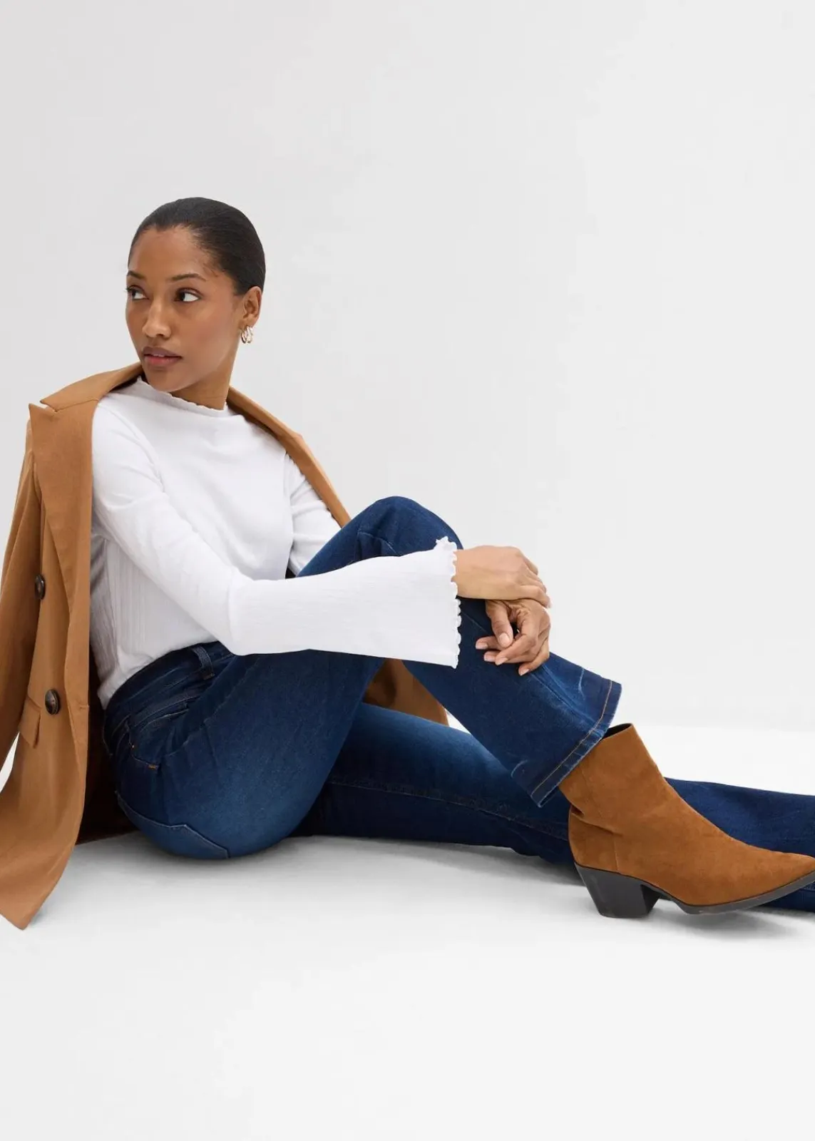 bonprix Kurzgrößen|Bekleidung·Shirts & Tops^Bootcut Jeans Mid Waist, Stretch blau denim used