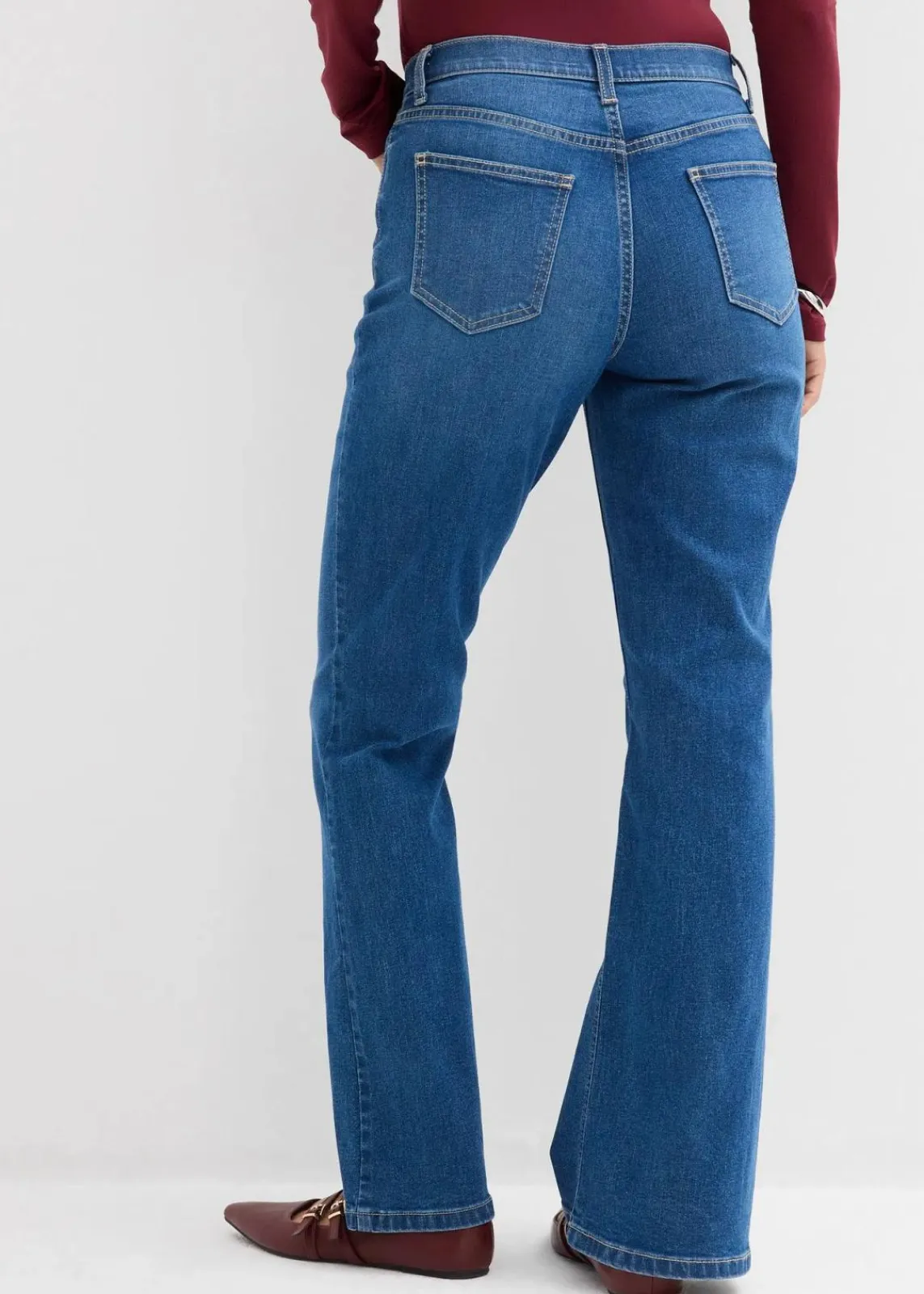 bonprix Jeans|Bekleidung·Shirts & Tops^Bootcut-Jeans Mid Waist mittelblau denim used