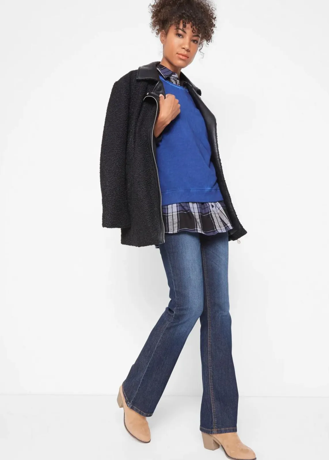 bonprix Jeans|Kurzgrößen^Bootcut-Jeans Mid Waist, Komfort-Stretch dunkelblau used