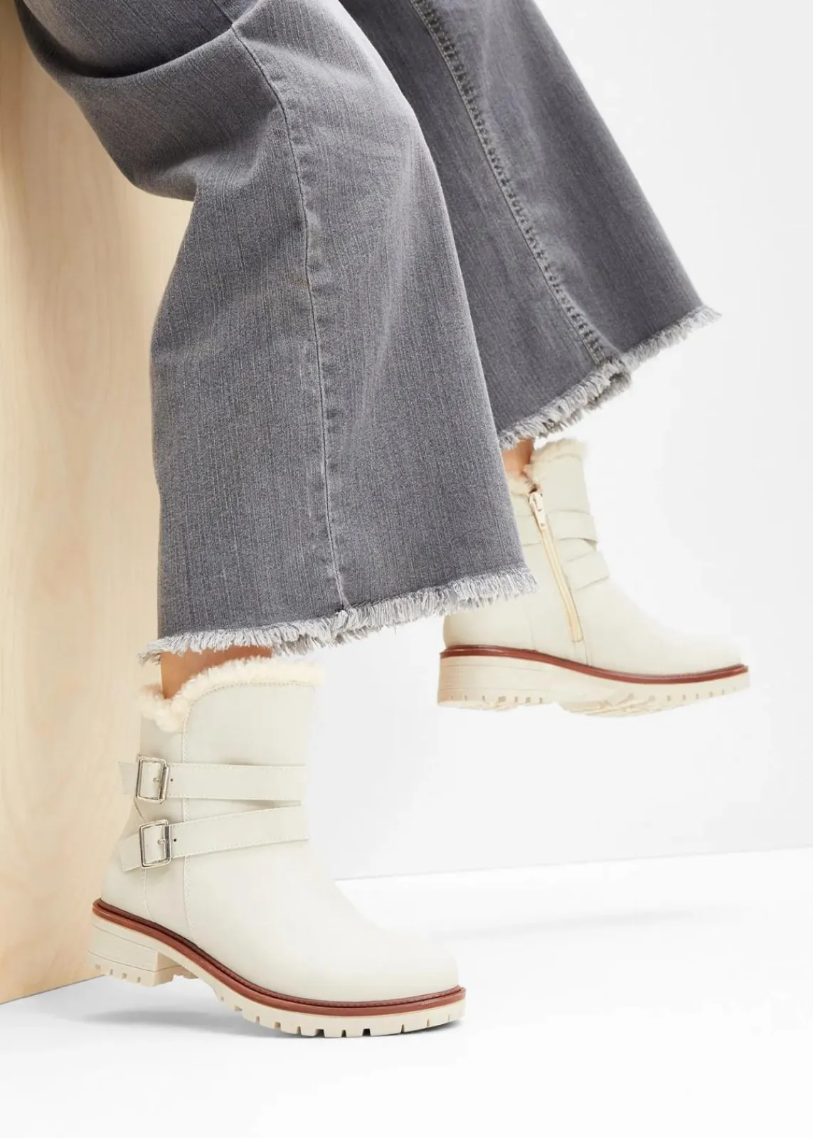 bonprix Schuhe & Accessoires In Spezialgrößen·Schuhe In Übergröße|Boots^Boots beige