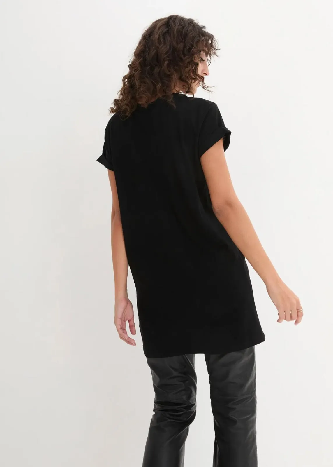 bonprix Bekleidung·Röcke|Basics^Boxy-Longshirt mit kurzen Ärmeln schwarz