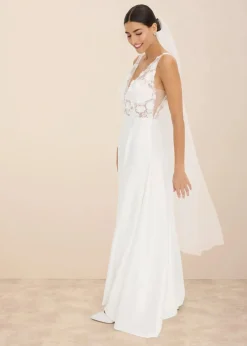 bonprix Bekleidung·Pullover & Strickjacken|Kleider^Brautkleid aus glänzendem Satin mit Blumen-Applikation wollweiß