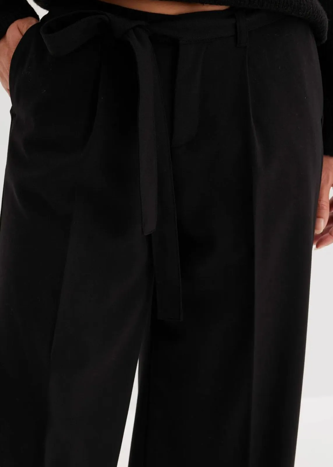 bonprix Bekleidung·Kleider|Hosen^Bundfaltenhose aus Viskose-Mix schwarz