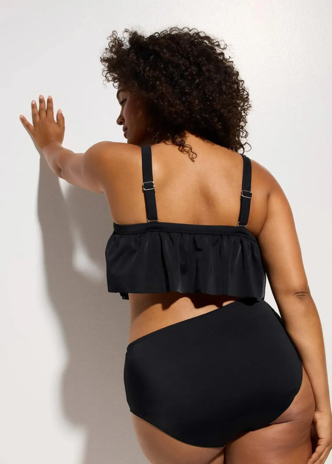 bonprix Nachhaltigere Materialien|Bikinis^Bustier Bikini (2-tlg.Set) schwarz