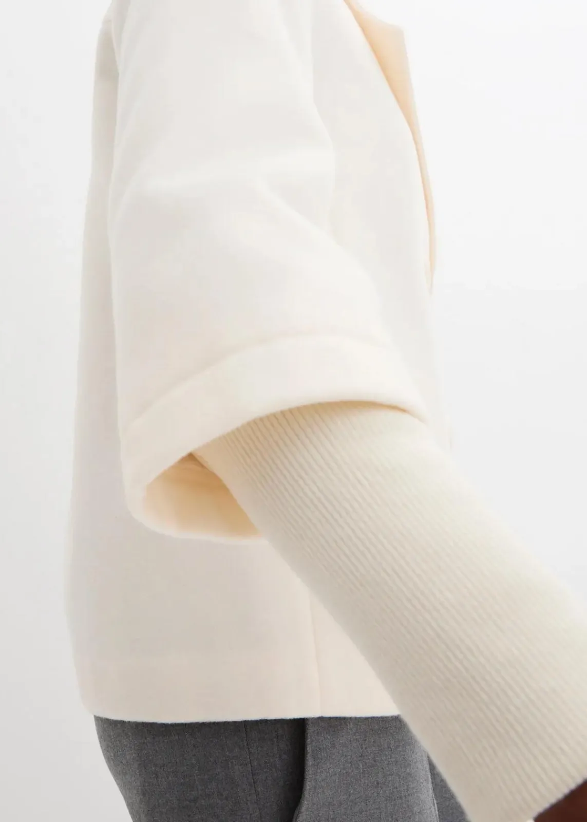 bonprix Bekleidung·Hosen|Jacken & Mäntel^Cabanjacke mit Strickärmeln naturbeige