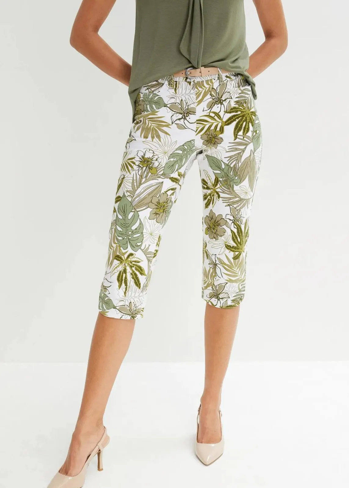 bonprix Bekleidung·Kleider|Hosen^Capri-Hose piniengrün/weiß floral