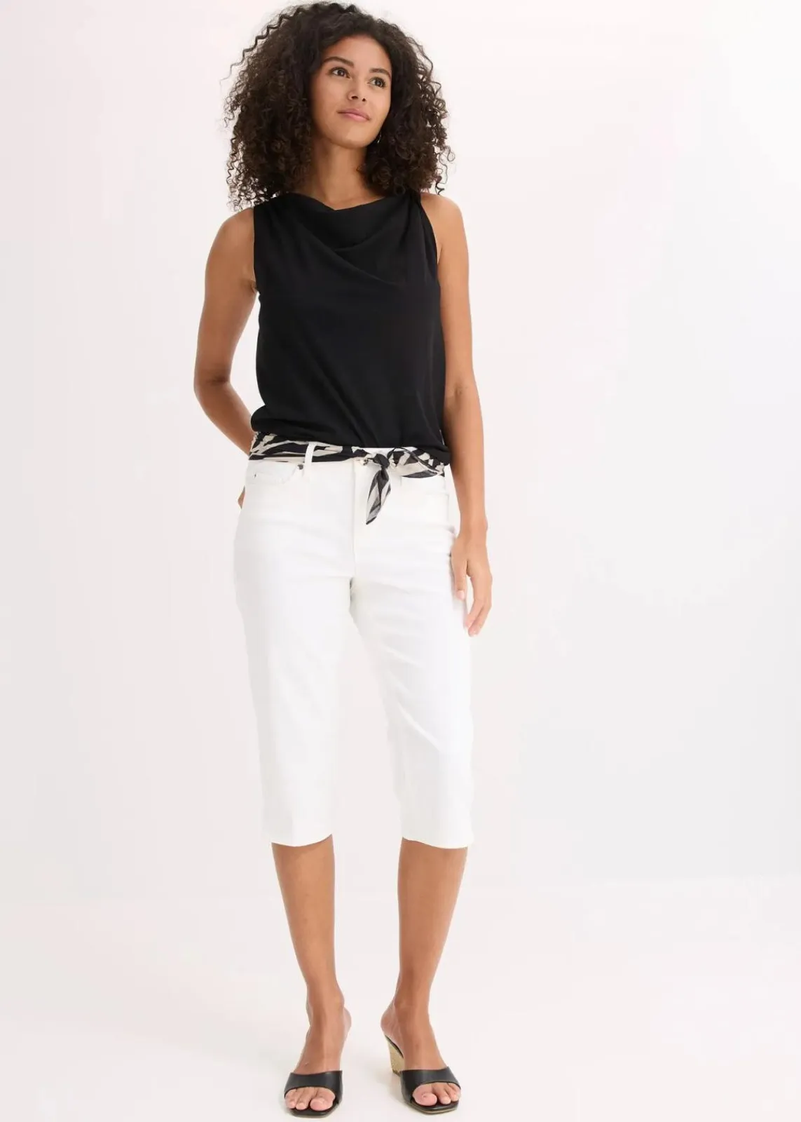 bonprix Bekleidung·Kleider|Hosen^Capri-Hose mit Bequembund weiß