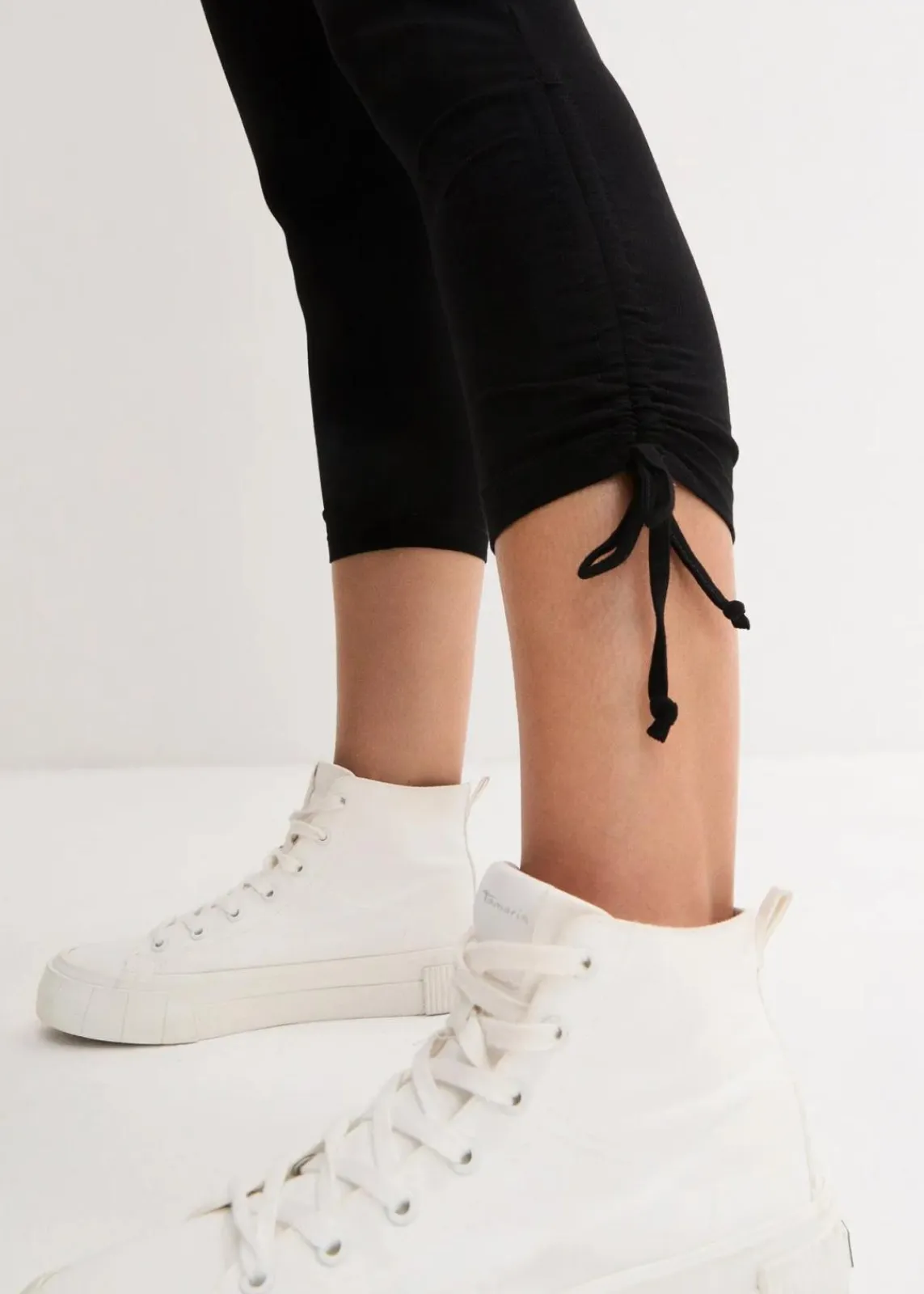 bonprix Hosen|Bekleidung·Kleider^Capri-Leggings mit Raffung (2er Pack) weiß+schwarz