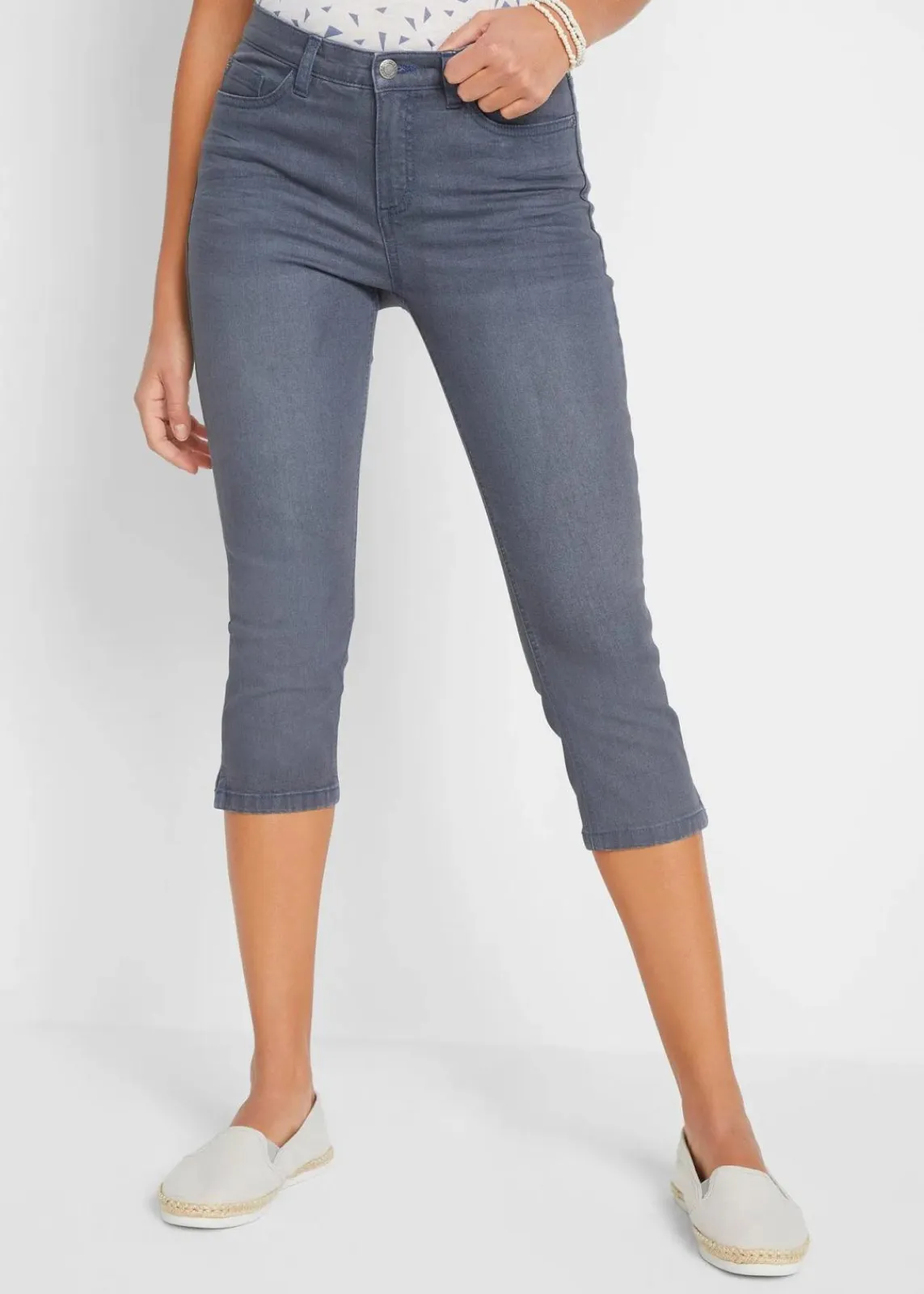 bonprix Bekleidung·Shirts & Tops|Jeans^Capri-Ultra-Soft-Jeans blaugrau used