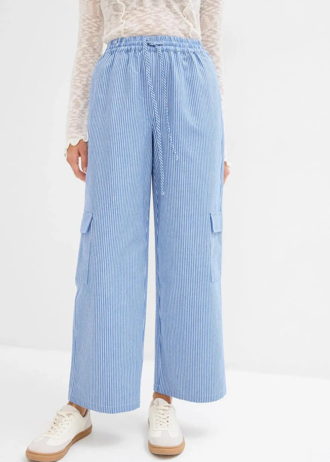 bonprix Hosen^Cargohose mit Bequembund blau/weiß gestreift