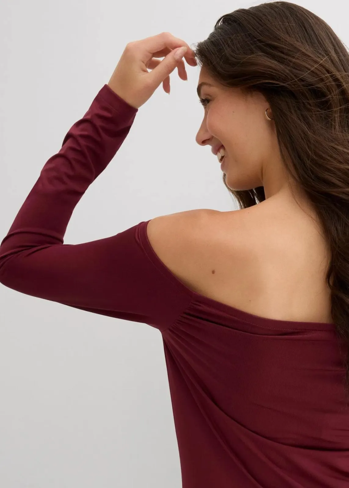 bonprix Nachhaltigere Materialien|Shirts & Tops^Carmenshirt aus leichtem Jersey dunkelbeere