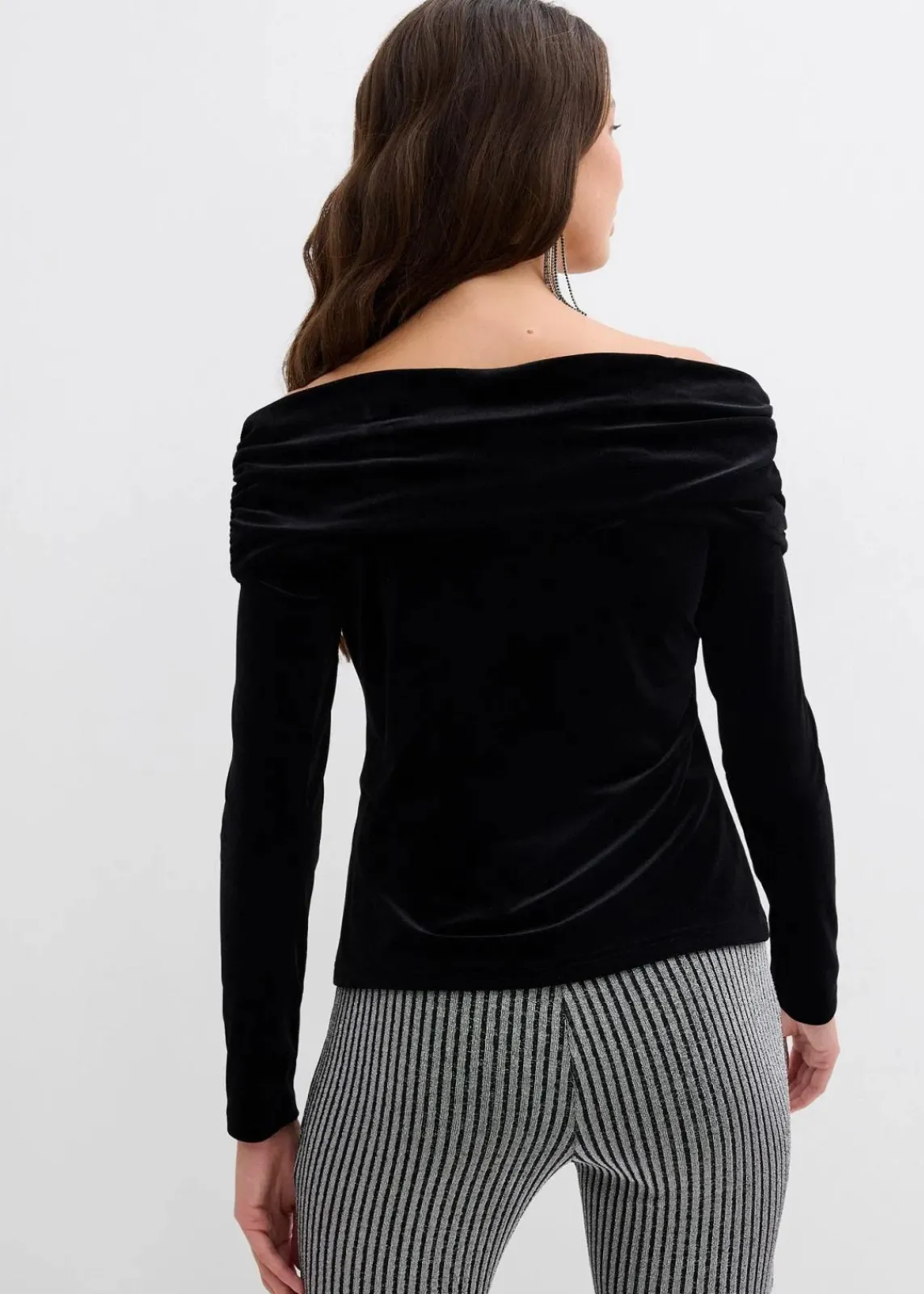 bonprix Shirts & Tops^Carmenshirt aus softem Samt schwarz